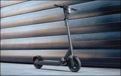 Ces ___-___, je n'ai cessé de faire des ___-___ avec ma ___.