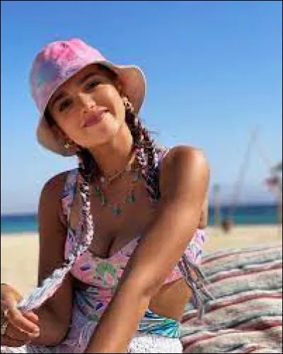 Quel est le nom de cette actrice ?