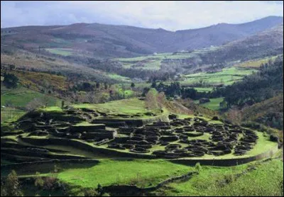 Quel nom correspond à Imbolc, en gallois ?