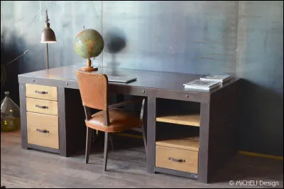 Afin de passer une annonce, vous désirez connaître la superficie de votre bureau. Vous mesurez 50 cm en largeur et 120 cm en longueur. Quelle est sa superficie ?