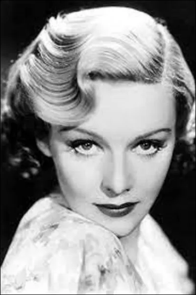 Cinéma : 
Très populaire dans les années 1930 et 1940, Madeleine Caroll voit le jour à West Bromwich en Angleterre, le 26 février 1906. Tournant dans des films comme ''Sleeping Car'', en 1933, elle tourna deux longs métrages avec le réalisateur Alfred Hitchcock. ''Quatre de l'espionnage'', en 1936, et...