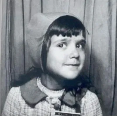 Reconnais-tu cette célébrité quand elle était enfant ?