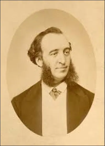 Qui a rendu l'école obligatoire ?