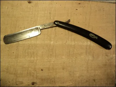 Qui se servait généralement d'un coupe-chou ?