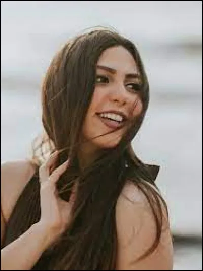 Quel est le nom de cette actrice ?