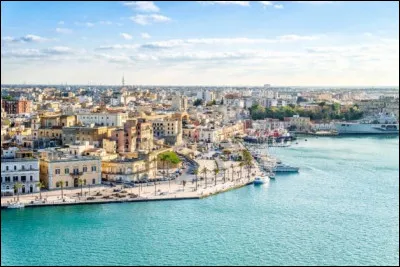 Brindisi : dans quelle région d'Italie Brindisi se trouve-t-elle ?