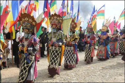 Pendant combien de jours célèbre-t-on le Nouvel An tibétain ?