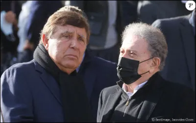 A présenté une émission de télé-réalité :