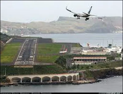 A un aéroport à son nom :