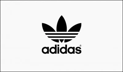 Est égérie de la marque "Adidas" :