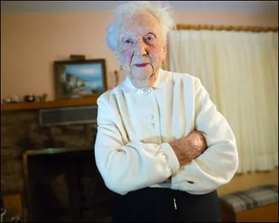 Quel était le pseudonyme de la chanteuse Aileen Stanley ?