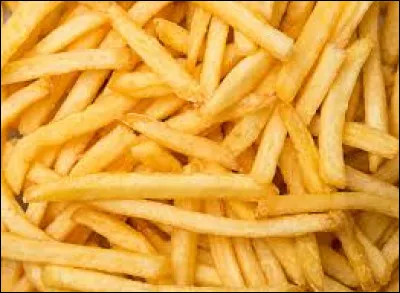 Pour faire des frites il faut faire cuire des pommes de terre dans de l'eau.