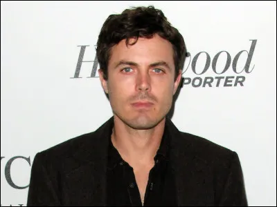 Il a un frère acteur :