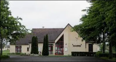 Nous sommes en Normandie, à Mieuxcé. Commune de l'aire d'attraction Alençonnaise, elle se situe dans le département ...