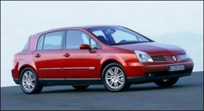 Ce navire amiral de la flotte Renault n'a pas connu un franc succès avec des avaries nombreuses sur les premiers modèles. Quelle est cette auto ?