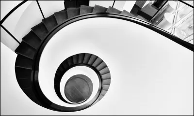 Retrouvez l�addition &eacute;gale &agrave; la multiplication 9 x 3 :