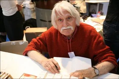 En mai 1968, il est brivement hospitalis pour une crise hmorrodaire. Il ne peut donc pas,  son grand regret, participer aux vnements, c'est Franois ...