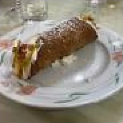 Comment s'appelle cette pâtisserie originaire de Sicile ?