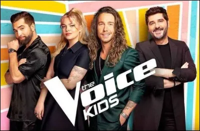 Louane participe à The Voice Kids (août - septembre 2022) en tant que :