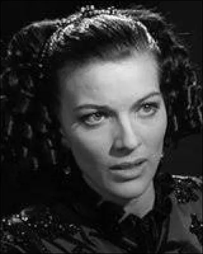 Quel est le nom de cette actrice ?