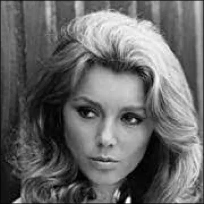 Quel est le nom de cette actrice ?