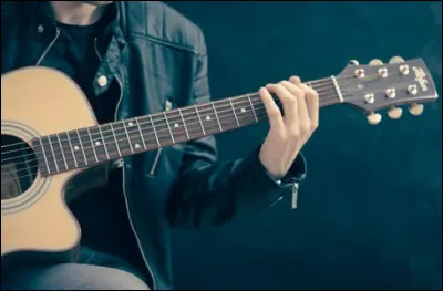 Joues-tu d&eacute;j&agrave; d'un instrument ?