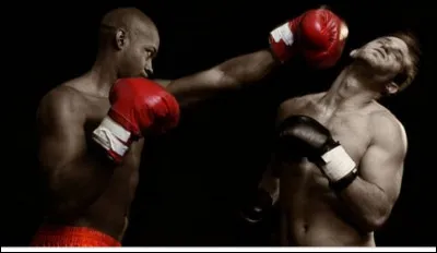 Si tu mords la poussière contre ton adversaire, que fais-tu ?