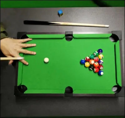 Qu'est-ce qu'une poche au billard ?