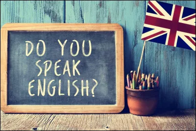 Le cours suivant est celui danglais. À lentrée, la professeure me dit « bon après-midi » en anglais. Dailleurs, comment dit-on cela ?