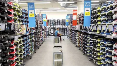 Pr&eacute;cisez, pour chaque canal, s�il s�agit d�un canal de contact ou de vente.