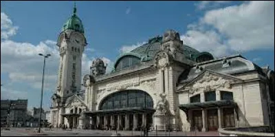 Dans quelle ville française trouve-t-on cette jolie gare ?