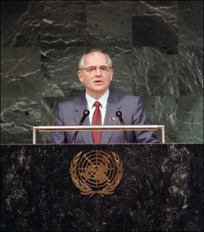 Que dit Gorbatchev à l'ONU le 7 décembre 88 ?