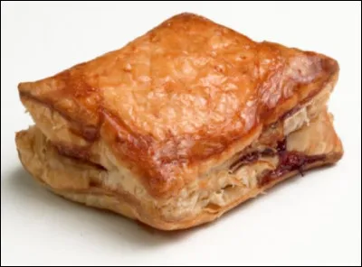 Aujourd'hui au menu du chef : la rissole de Coucy. Une spécialité locale qui date du Moyen-Âge et qui honore encore bien des traditions au château de Coucy dans l'Aisne. Et si j'en prends trois, je vais passer pour une gourmande ; mais dites-moi est-ce une entrée, un plat ou un dessert ?