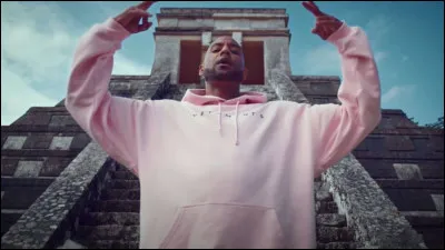 Quelle a été la première marque de streetwear de Booba ?