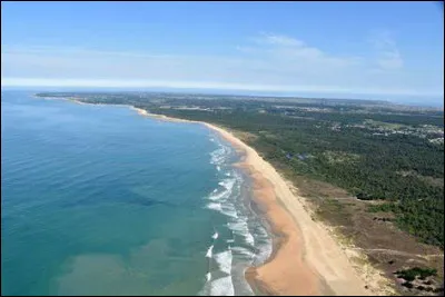 Laquelle de ces îles ne fait pas partie de l'archipel charentais ?