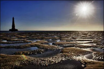 Laquelle de ces communes de Charente-Maritime est la plus peuplée ?
