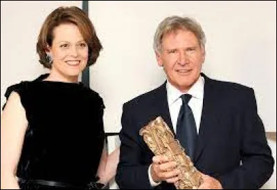 Dans quel film peut-on voir Sigourney Weaver et Harrison Ford ?