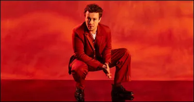 Que penses-tu de l'acteur qui joue Eddie c'est-à-dire Joseph Quinn ?