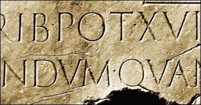 Que désignait-on par l'expression « res inexplicata volans » ?