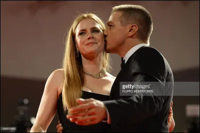 Dans quel film peut-on voir Amy Adams & Jeremy Renner ?