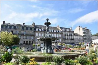 Quels sont les deux d&eacute;partements &agrave; ne poss&eacute;der - chacun - qu'un seul centre urbain de plus de 5 000 habitants ?