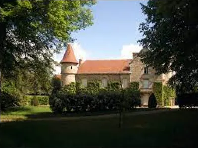 Je vous propose de partie en Auvergne-Rhône-Alpes, à la découverte du château de Saint-Romain-Lachalm. Commune de l'arrondissement d'Yssingeaux, elle se situe dans le département numéro ...