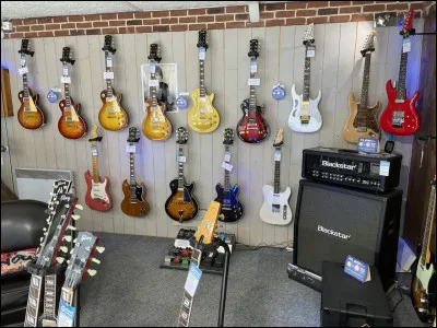 Qui est l'interprète du titre "Wishing well" ?