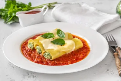 Ta mère te fait un nouveau plat mais tu n'aimes pas, quelle est ta réaction ?