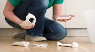 Tu as cassé un objet précieux aux yeux de ta mère, comment réagis-tu ?