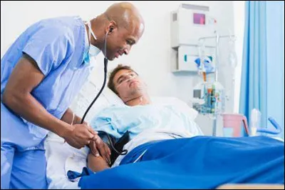 Laquelle de ces propositions correspond au tout dernier stade de l'infection par le VIH ?