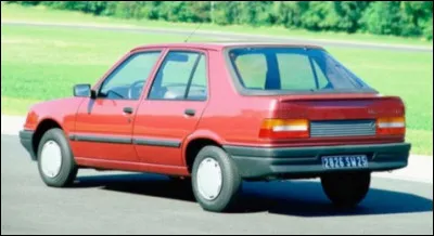 Elle devait se nommer "Talbot Arizona" mais en définitive, elle fut commercialisée sous un autre nom. Lequel ?