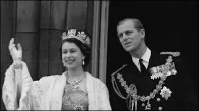 Quel jour Elizabeth II est-elle devenue reine ?