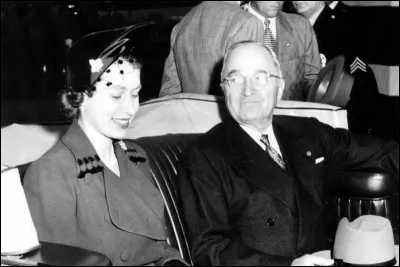 Depuis 1950, elle a rencontré, à Washington ou à Londres, tous les présidents américains sauf Lyndon Johnson :
