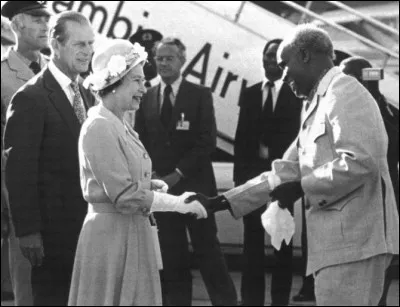 Elle n'effectue plus aucun voyage en Afrique après la vague d'indépendance des années 60 :